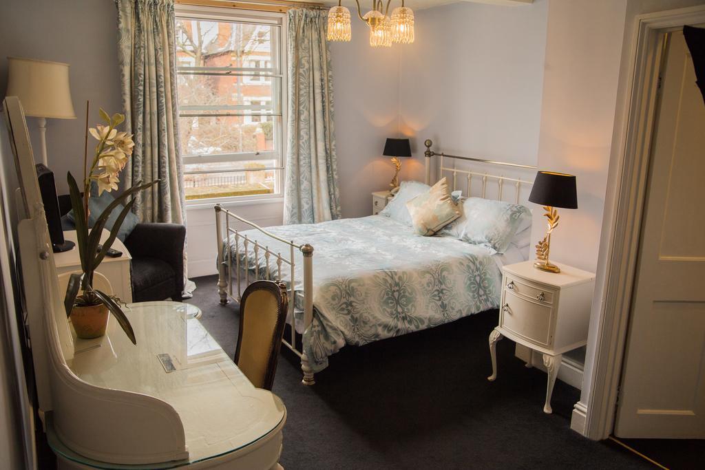 Aylestone Court Hotel Hereford Bagian luar foto